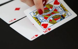 Cách chơi bài Tấn và bí kíp lật kèo